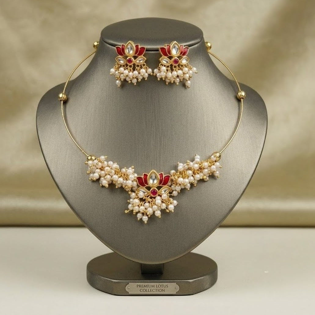Lotus Pendant Kundan Hasuli