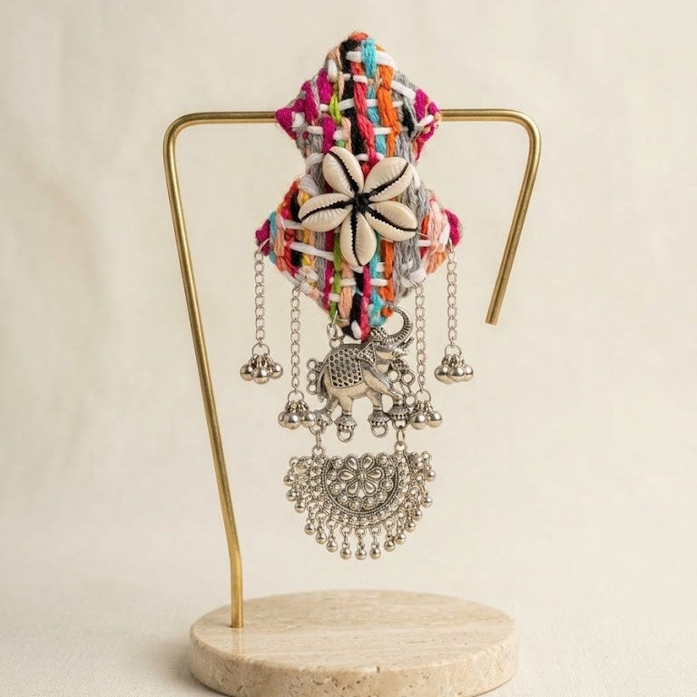 Festive Hair Clip With Shell