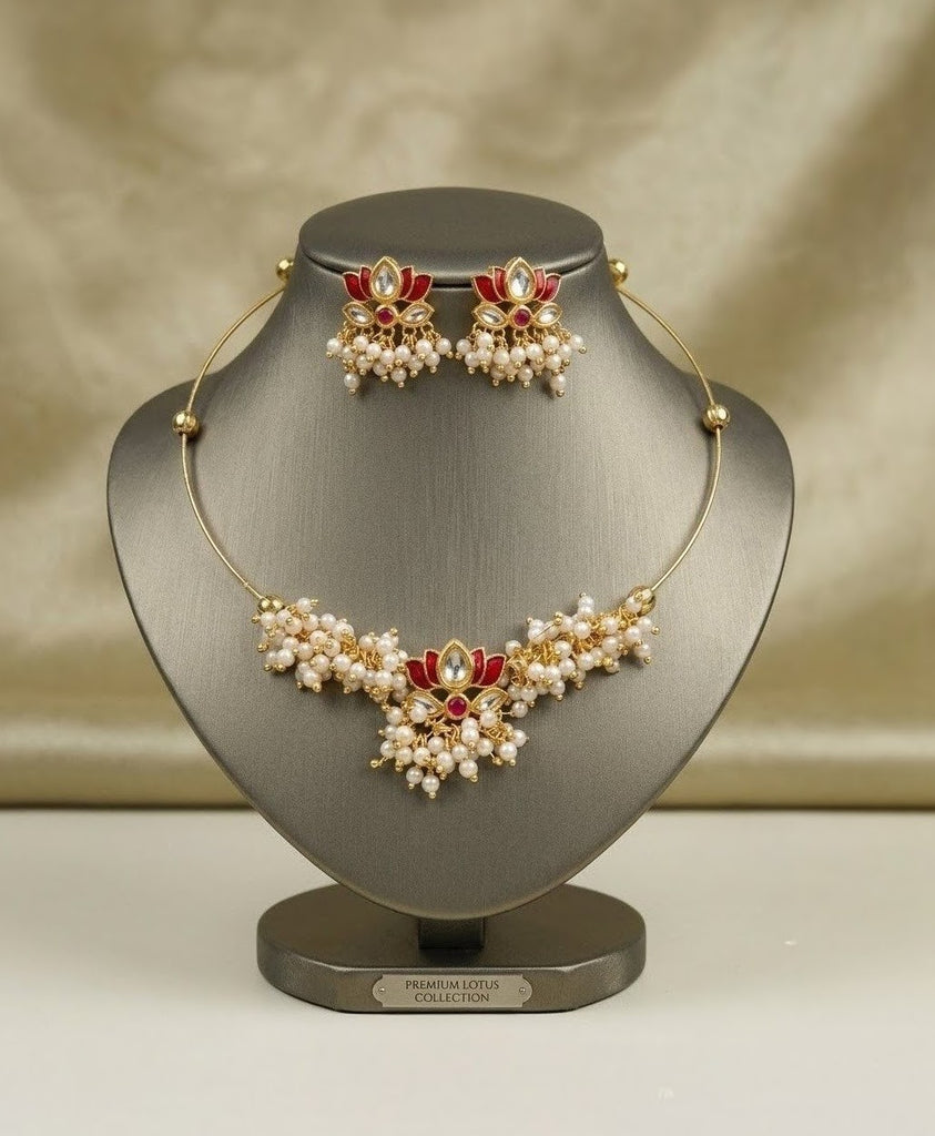Lotus Pendant Kundan Hasuli