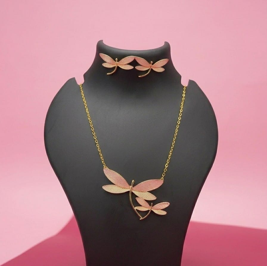 Dragonfly Anti-Tarnish Necklace Set